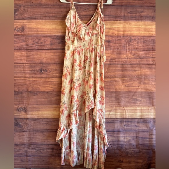 Guess Dresses & Skirts - GUESS Womens Floral High Low Maxi Dress Peach Cream Smocked Waist Tassels Size M